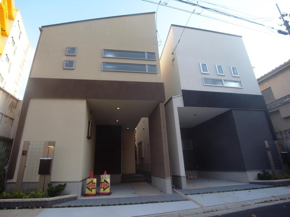 Local appearance photo. Local (11 May 2013) Shooting