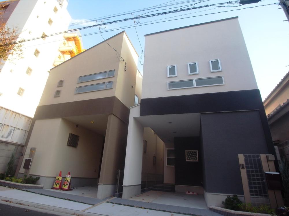 Local appearance photo. Local (11 May 2013) Shooting