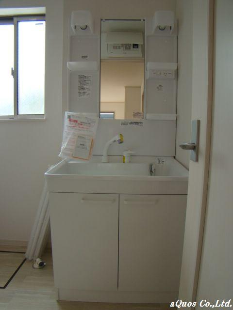 Same specifications photos (Other introspection). Same specifications