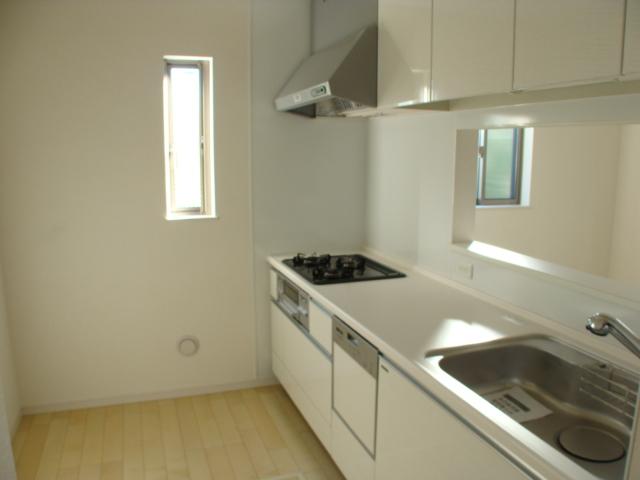 Same specifications photo (kitchen)