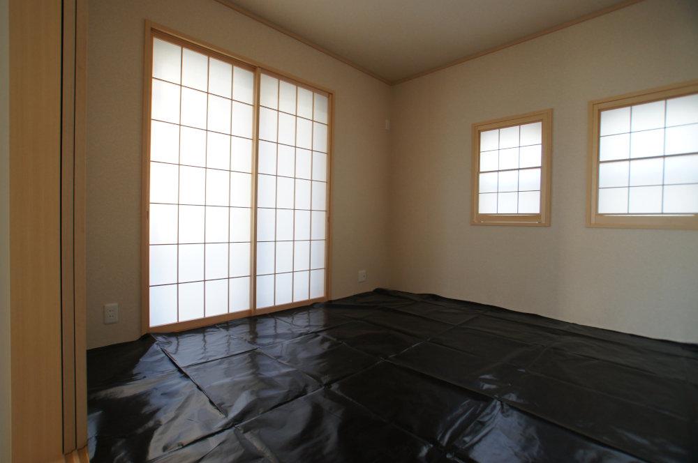 Other introspection. Japanese-style room is convenient to have a storage of size closet