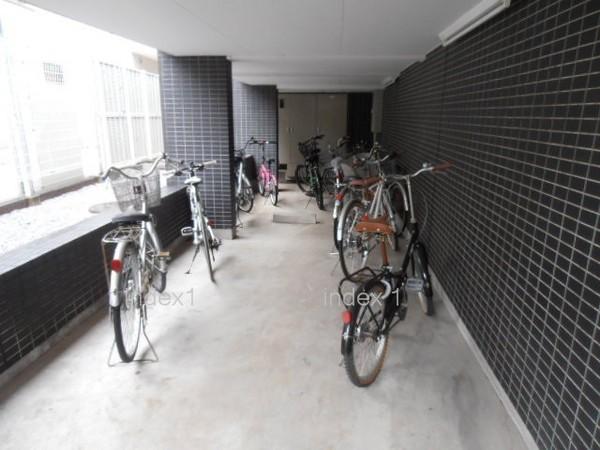 Other common areas. Parking Space Available (confirmation necessity free)