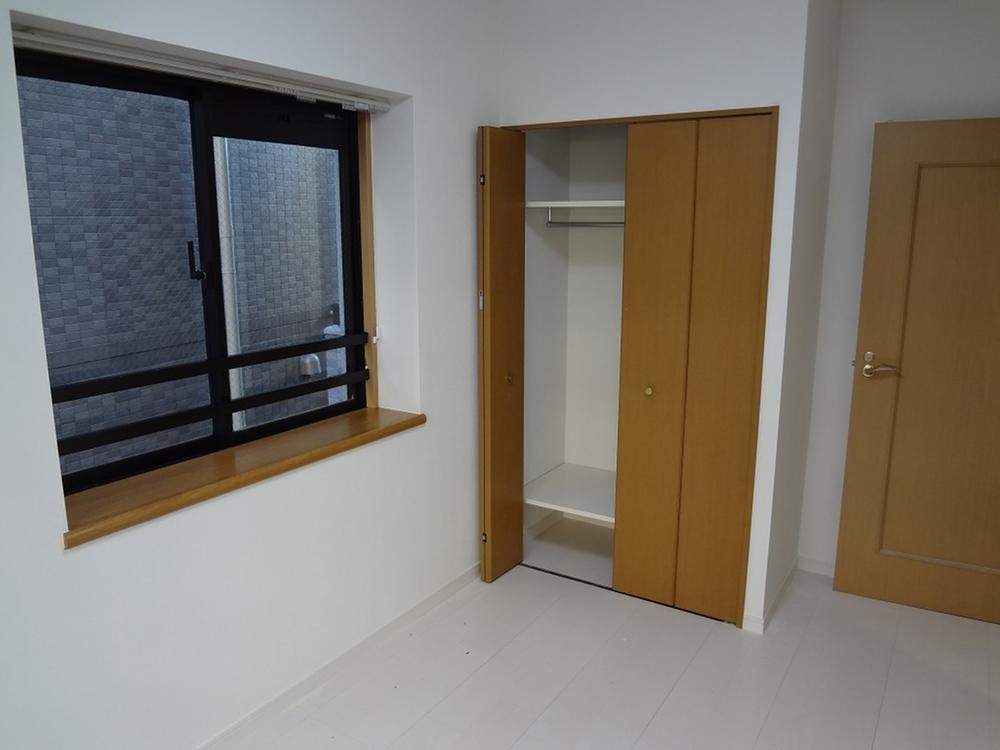 Non-living room