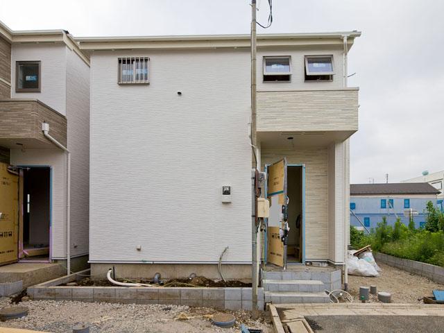 Local appearance photo