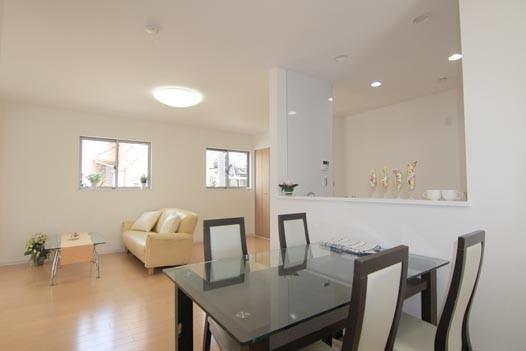 Living. Enforcement example photo