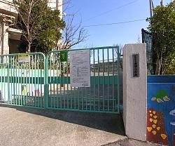 Primary school. 532m to Suginami Ward Higashida Elementary School