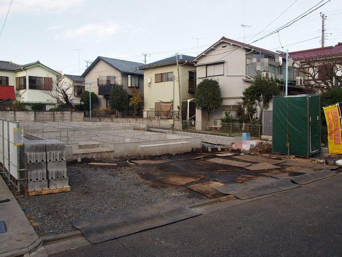 Local appearance photo. Local (12 May 2013) Shooting