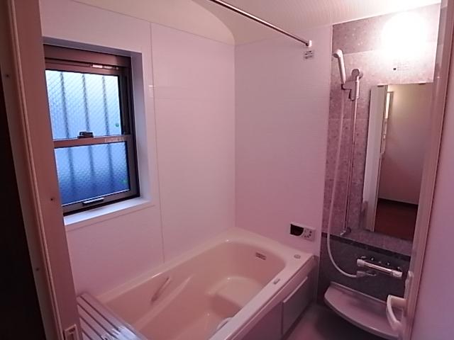 Same specifications photo (bathroom). Bathroom construction cases
