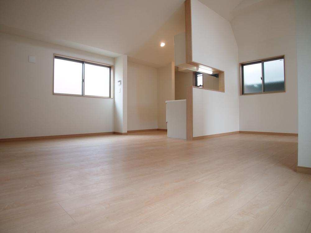 Same specifications photos (living). ( A Building) same specification