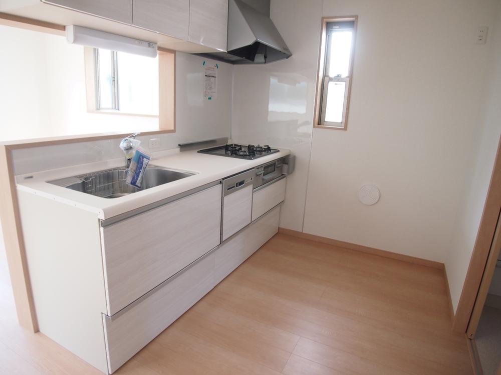 Kitchen. Indoor (September 2013) Shooting