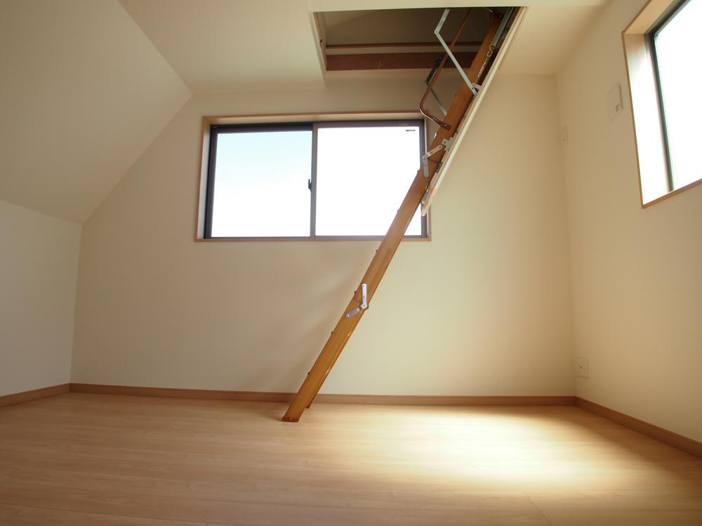 Non-living room. Indoor (September 2013) Shooting