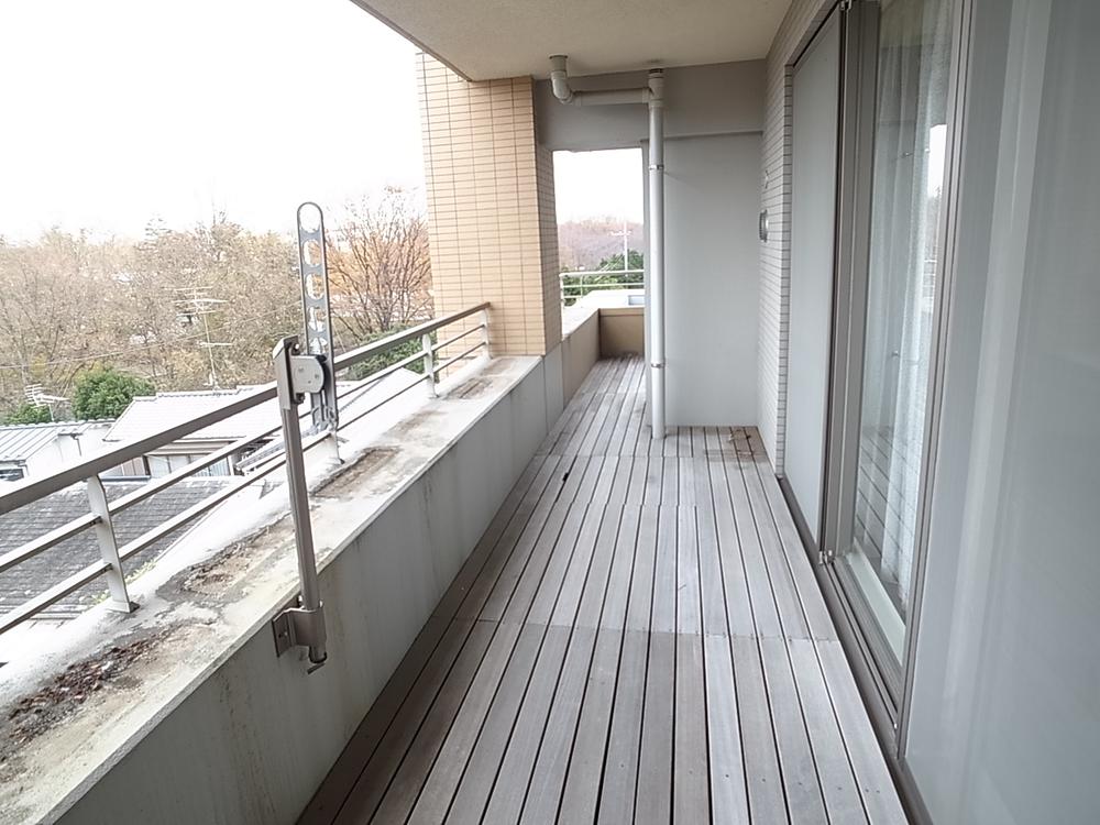 Balcony. Local (12 May 2013) Shooting