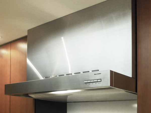 Kitchen.  [Range food] Due to the effect of the current plate using the draft phenomenon, Suction force is further UP. Because it uses a high-quality enamel, Oil stains also wiped off easily.  ※ A, E, F type has a different shape, etc..