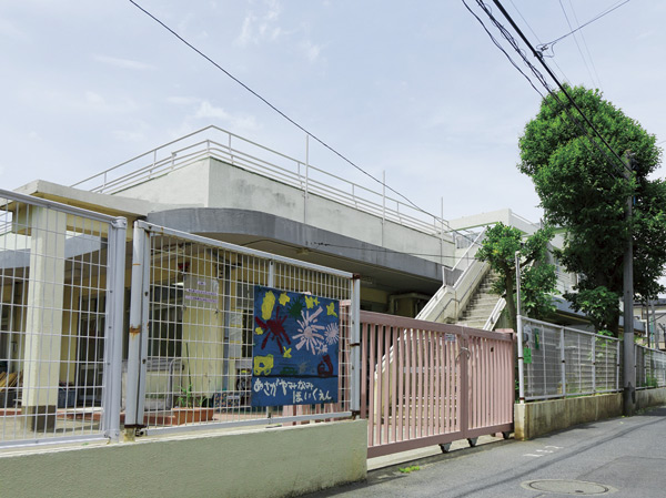 Surrounding environment. Municipal Asagayaminami nursery (1-minute walk / About 40m)