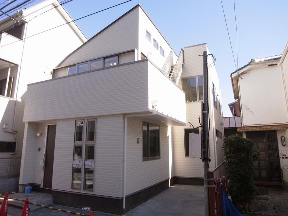 Local appearance photo