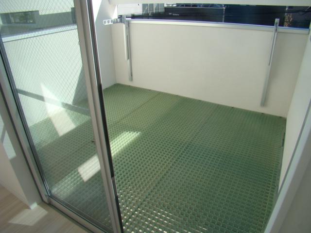 Balcony. Local (11 May 2013) Shooting