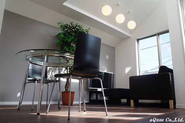 Same specifications photos (living). Same specifications