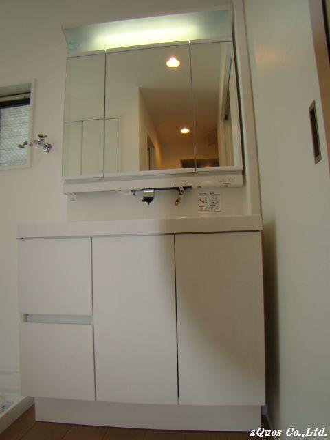 Same specifications photos (Other introspection). Same specifications