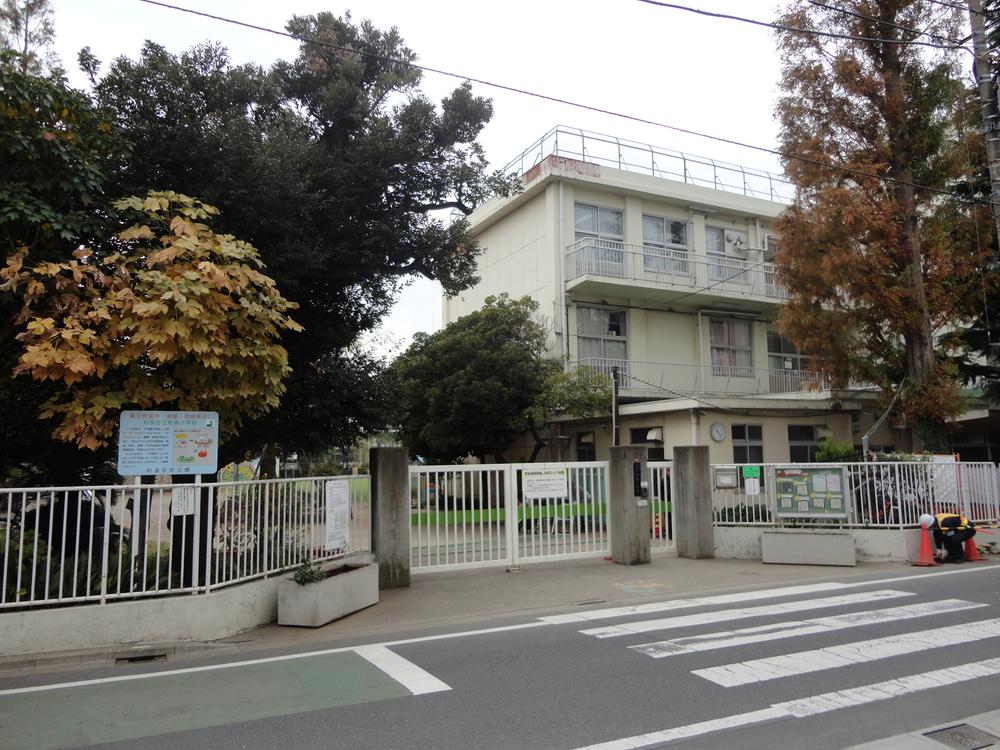 Primary school. Until Ward Izumi elementary school 480m