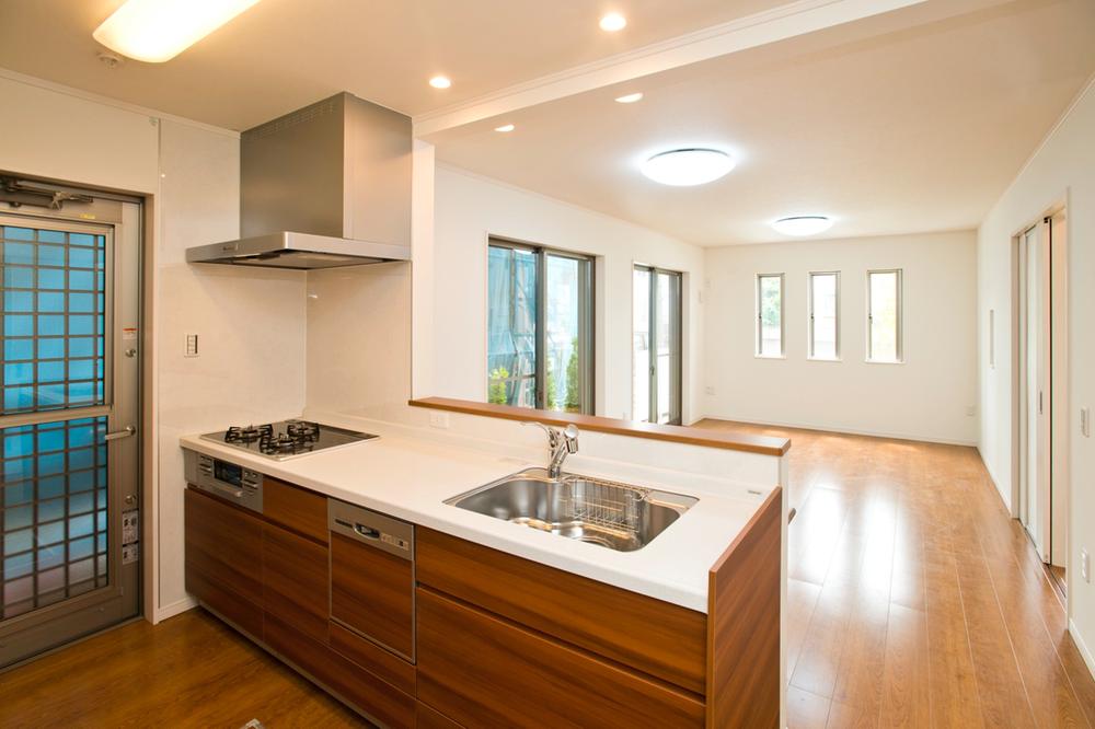 Same specifications photos (Other introspection). Seller example of construction (kitchen)