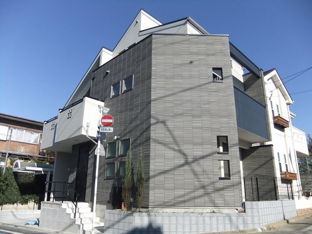 Same specifications photos (appearance). Seller construction cases _ appearance