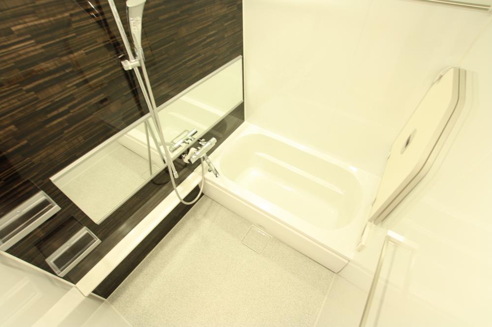 Bathroom. Bathroom new exchange with a bathroom dryer.