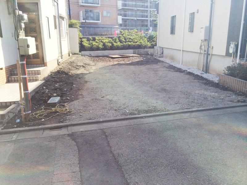 Local photos, including front road. There is a feeling of opening per the entire park