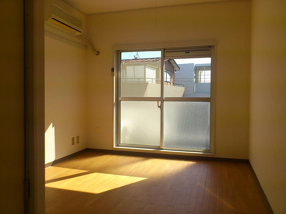 Living. Indoor (March 2013) Shooting