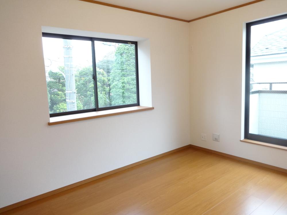 Non-living room. Indoor (12 May 2013) Shooting