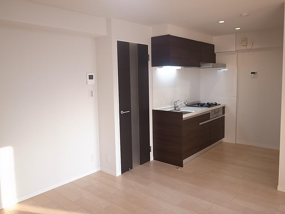 Living. Spacious 10 Pledge LDK Bright living that sunlight is input from the west