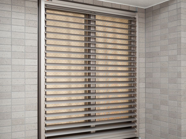 Security.  [Movable louver surface lattice] While ensuring the privacy, You can adopt the lighting and ventilation.  ※ Corridor side window only