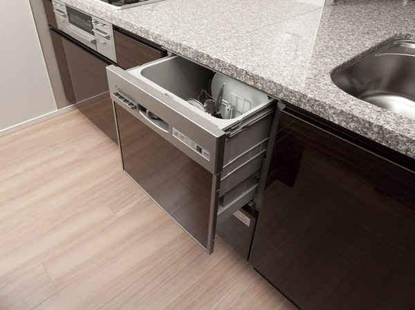 Other. Standard equipped with a convenient dishwasher. Easy and out of tableware in the slide type of full open (same specifications)