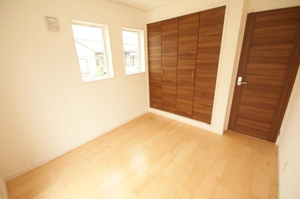 Non-living room. Bright Western-style