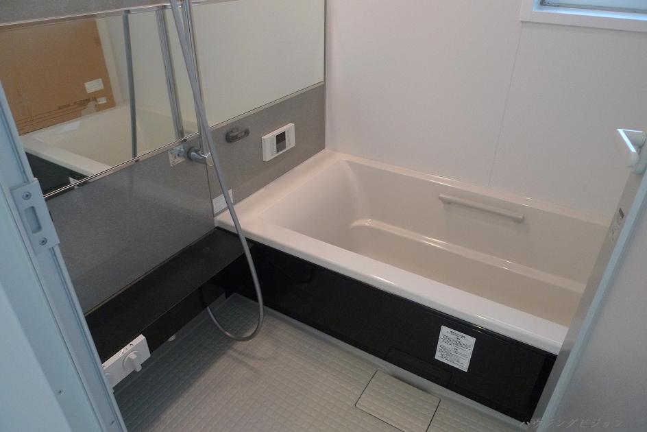 Same specifications photo (bathroom). (Bathroom) construction cases