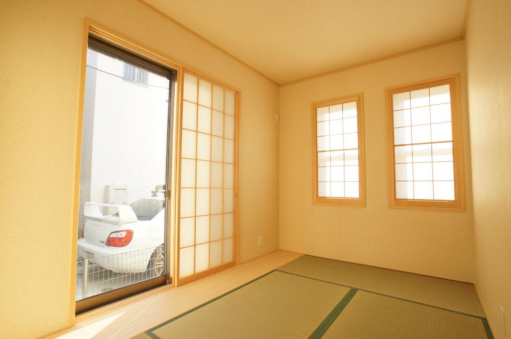 Other introspection. Rush scent of Japanese-style room to be able to spend comfortably spread in the room.