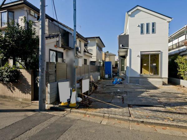 Local photos, including front road