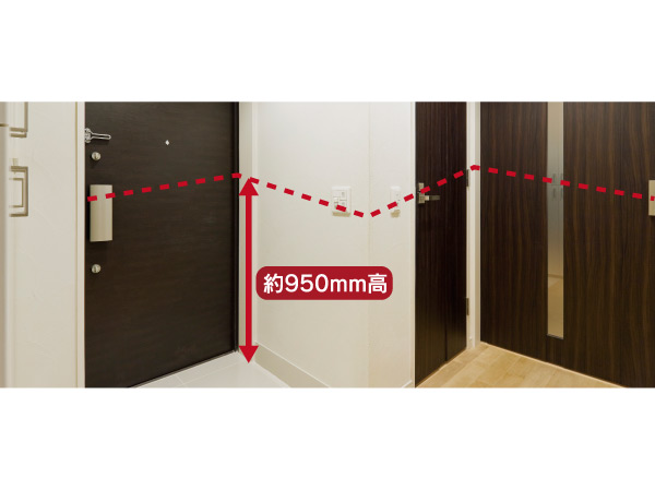 Other.  [Unify the height, such as door handles and switches] Door handle, Light switch, The height, such as the handle of the storage, It is unified from the floor to about 950mm high. Typically, The height of the switch is about 1200mm high from the floor, The handle about 800 ~ It has been with about 1000mm high, We are set to be lower in view of a barrier-free.