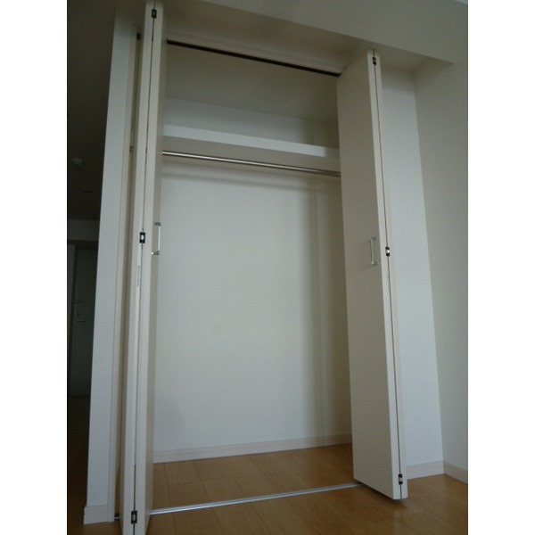 Receipt. Closet equipped!