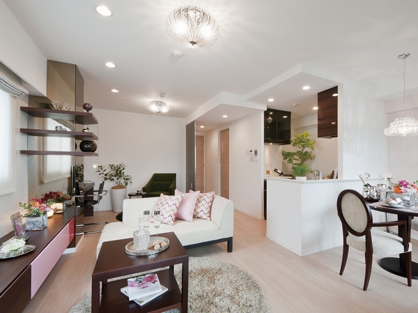 living ・ dining ・ Large space for a kitchen and a Western-style is with depth and width together.