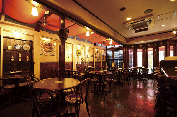 Other. La Piccola Tavola (Italian restaurant) / About 220m ・ 3-minute walk Hours: 11:30 ~ 14:30 (LO14: 00) 18:00 ~ 22:00 (LO21: 30) Saturday, Sunday and public holidays 11:30 ~ 15:30 (LO15: 00) 18:00 ~ 22:00 (21:30) Closed: Monday Suginami Yongfu 4-2-4