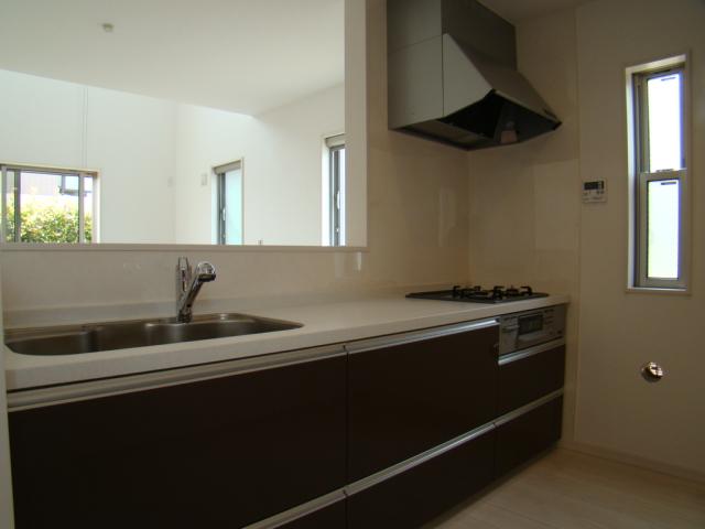 Same specifications photo (kitchen). Same specifications