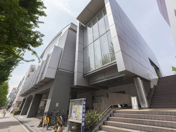 Surrounding environment. Koenji gymnasium (about 790m ・ A 10-minute walk) basketball is equipped with a physical education room and a small physical education room of playable large, Individual open and have been actively carried out, such as parent-child participation that can also be a variety of sports classes and futsal and badminton.