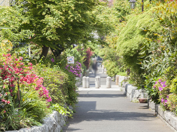 Surrounding environment. Taoyuan River green road (about 440m ・ 6 mins) once the Taoyuan River, which was flowing into the Kanda River and culverts born full-length about 4.5km of the green road. There is also a lot of the park is to roadside, You can enjoy walks while watching the four seasons of flowers.