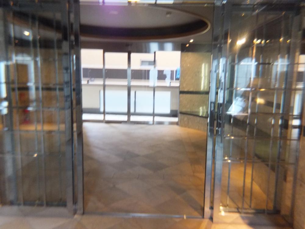 lobby. Indoor (12 May 2013) Shooting