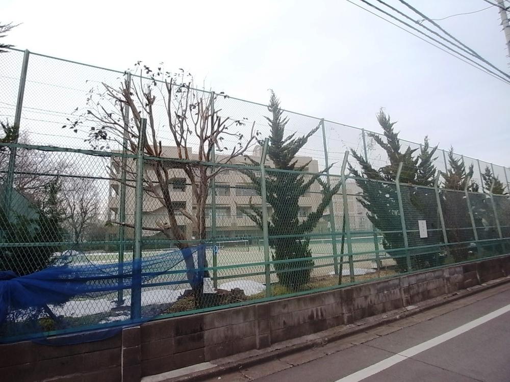 high school ・ College. 360m to private Nihon University second high school