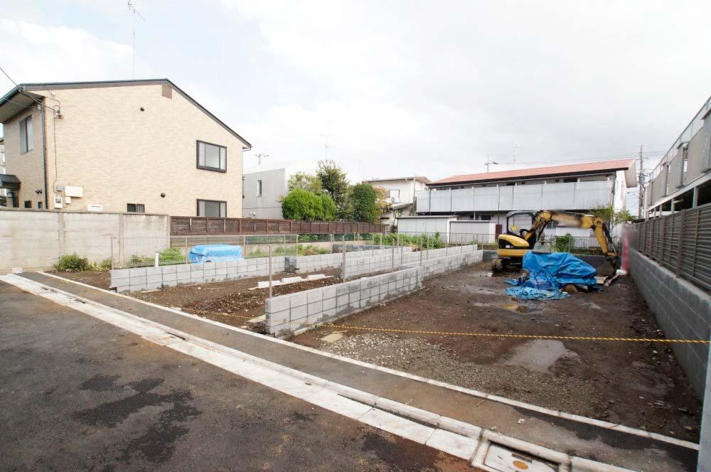 Local land photo. It is happy easy to understand the boundaries because it finished until the block installation