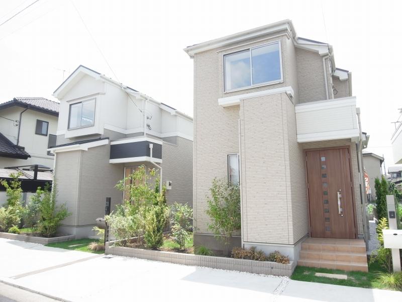 Same specifications photos (appearance). Seller construction cases _ appearance