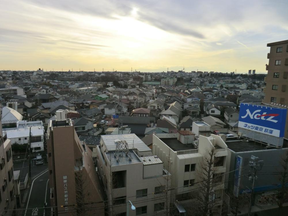 View photos from the dwelling unit. View from the site (January 2013) Shooting