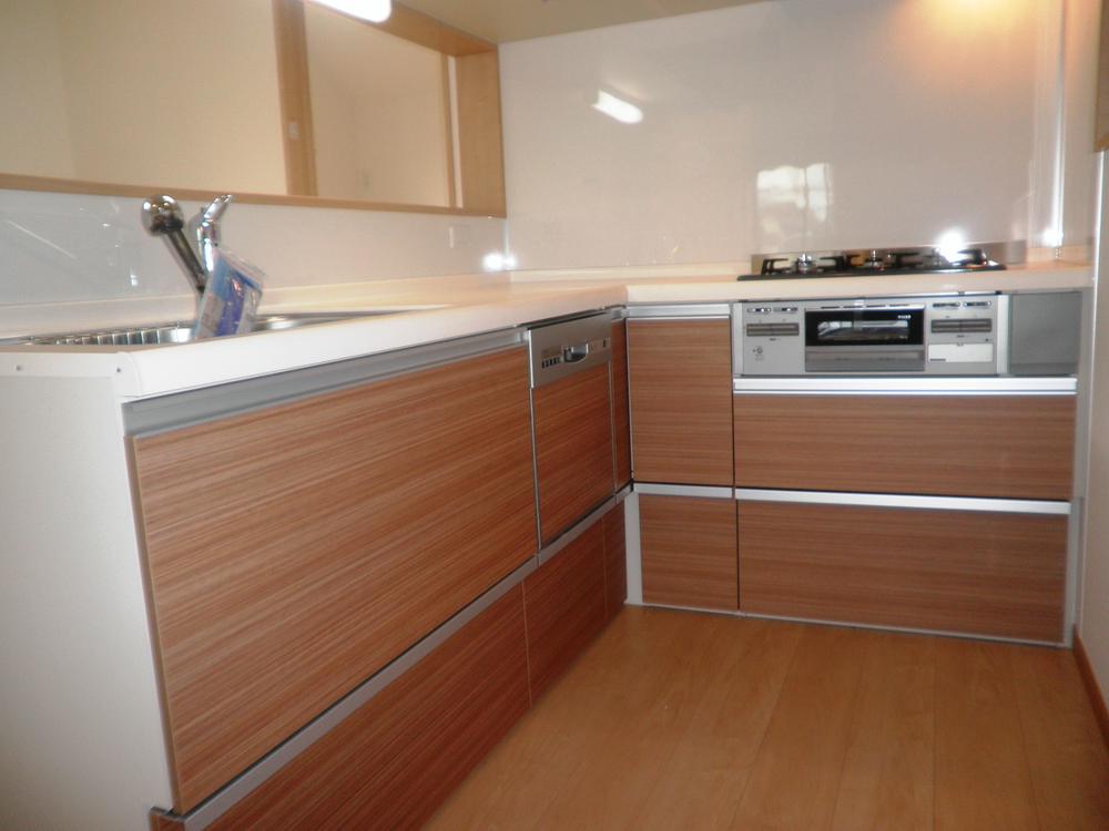 Kitchen. Indoor (September 2013) Shooting (C Building)