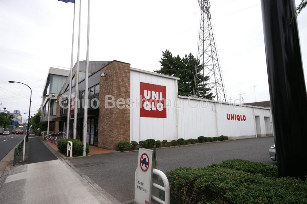 Shopping centre. 1316m to UNIQLO Suginami Takaido shop